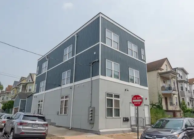 Property at 59 Mercer St Unit 2, Paterson, NJ, 07524, 3 beds, 2 baths, [object Object]