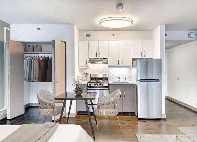 Property at Cosmopolitan - 400 NE 45th St, Seattle, WA, 98105, 0-1 beds, 1 bath, [object Object]
