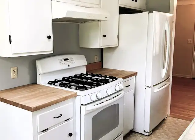 Property at 2866 Merrill St, Saint Paul, MN, 55113, 4 beds, 2 baths, [object Object]