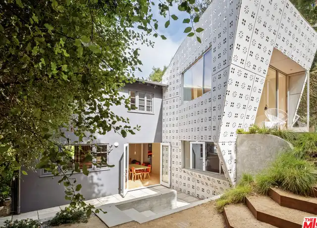 Property at 407 W Rustic Rd, Santa Monica, CA, 90402, 3 beds, 2.5 baths, [object Object]