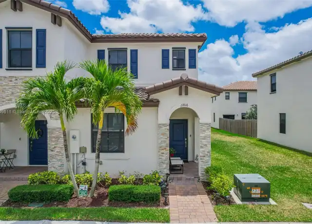 Property at 11816 SW 245 Ter Unit 11816, Princeton, FL, 33032, 3 beds, 3 baths, [object Object]