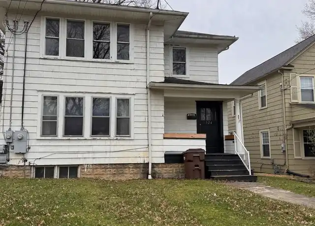 Property at 924 Highland Rd, Sharon, PA, 16146, 2 beds, 1 bath, [object Object]
