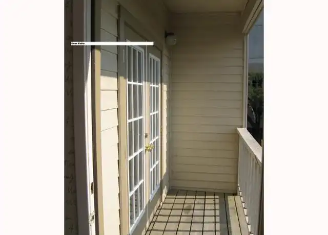 Property at 1006 1/2 W 22nd St #304, Austin, TX, 78705, 2 beds, 1 bath, [object Object]