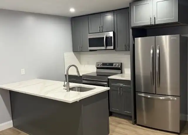 Property at 606 River Ave Unit B, Providence, RI, 02908, 2 beds, 1 bath, [object Object]
