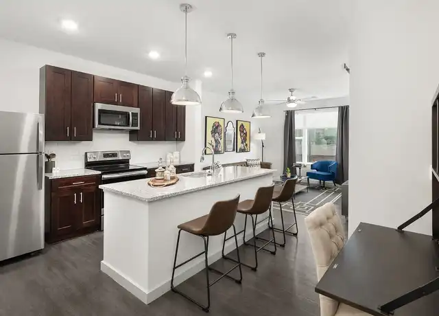 Property at Madamore - 4919 Whetsel Ave, Cincinnati, OH, 45227, 0-2 beds, 1-2 bath, [object Object]
