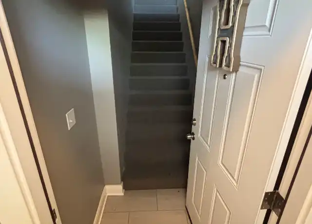 Property at 519 W 65th Pl Unit 2, Chicago, IL, 60621, 2 beds, 1 bath, [object Object]