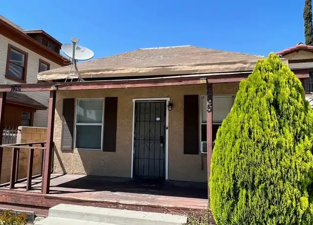 Property at 265 E G St, Colton, CA, 92324, 2 beds, 1 bath, [object Object]