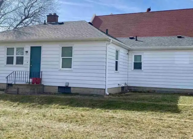 Property at 918 W 4th St, Waterloo, IA, 50702, 1 bed, 1 bath, [object Object]
