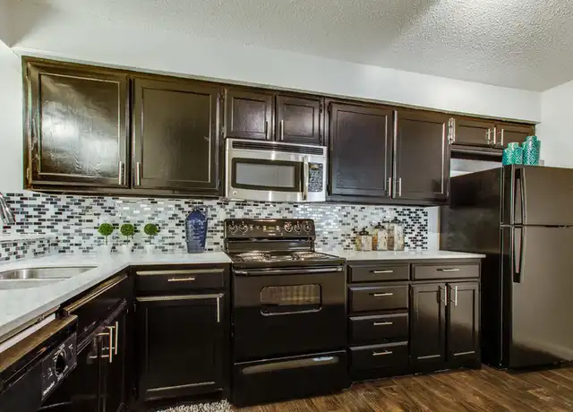 Property at 2129 Buchanan Dr Unit 4220, Arlington, TX, 76011, 1 bed, 1 bath, [object Object]