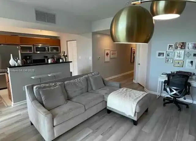 Property at 244 Biscayne Blvd #608, Miami, FL, 33132, 2 beds, 2 baths, [object Object]