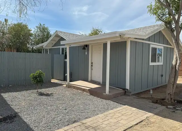 Property at 1718 North 26th Place - 1718 N 26th Pl, Phoenix, AZ, 85008, 1 bed, 1 bath, [object Object]