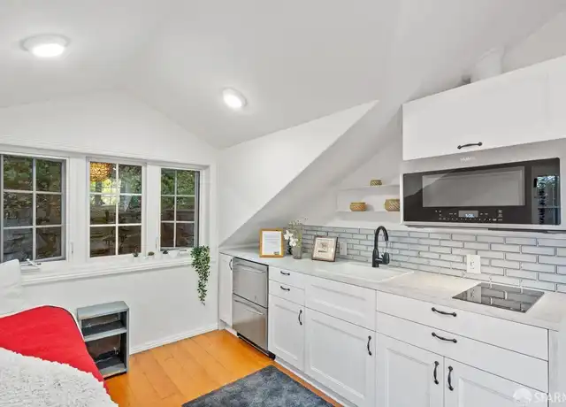 Property at 111 Fey Dr, Burlingame, CA, 94010, 1 bed, 1 bath, [object Object]