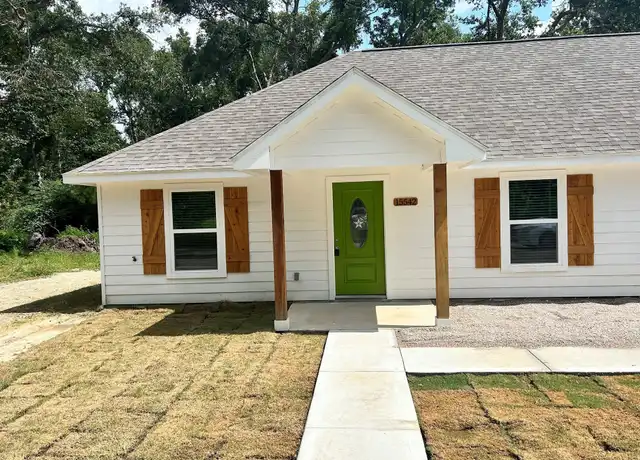Property at 15542 Towerwood Dr, Conroe, TX, 77306, 2 beds, 2 baths, [object Object]