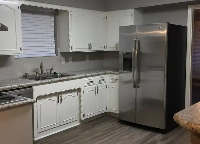 Property at 20 Desoto Cir, Texarkana, TX, 75503, 3 beds, 2.5 baths, [object Object]