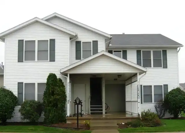 Property at 206 Stonewall Ct Apt 3, Nappanee, IN, 46550, 2 beds, 1 bath, [object Object]