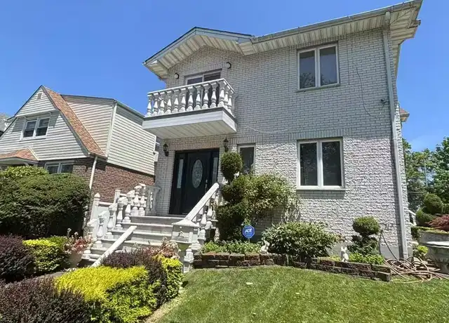 Property at 50-37 190th St Unit 1FL, Flushing, NY, 11365, 2 beds, 1 bath, [object Object]