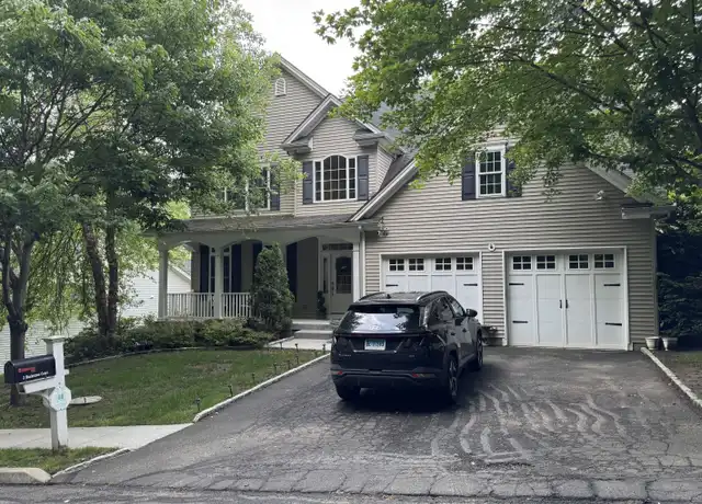 Property at 2 Blackstone Ct, Danbury, CT, 06811, 4 beds, 3.5 baths, [object Object]