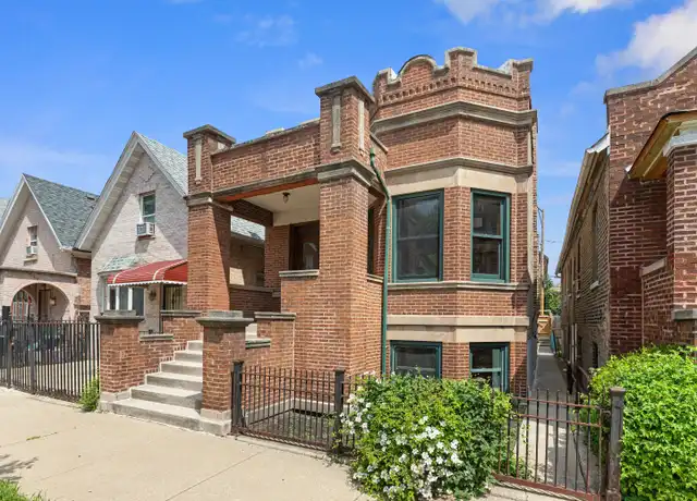Property at 928 W 32nd St, Chicago, IL, 60608, 3 beds, 2 baths, [object Object]