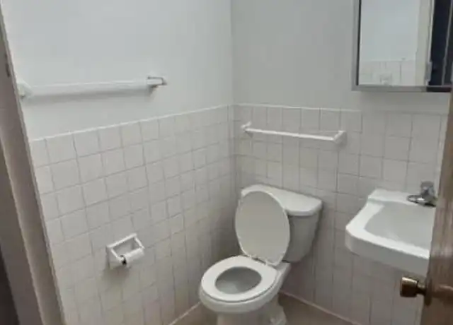 Property at 1500 10th Ave S, Minneapolis, MN, 55404, 1 bed, 1 bath, [object Object]
