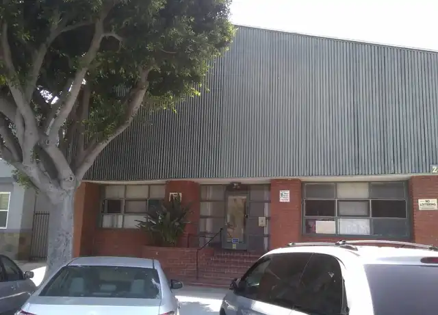 Property at 245 Linden Ave Unit 12, Long Beach, CA, 90802, 1 bed, 1 bath, [object Object]