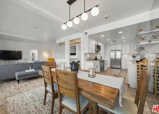 Property at 14630 Dickens St #203, Sherman Oaks, CA, 91403, 2 beds, 2 baths, [object Object]