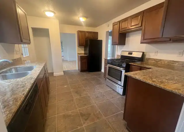Property at 681 NE Lowry Ave Unit 1, Minneapolis, MN, 55418, 3 beds, 2 baths, [object Object]