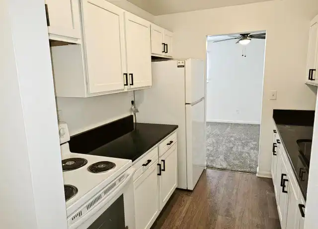 Property at 5856 Highview Dr Unit 5856-02 Premium, Milford, OH, 45150, 2 beds, 1 bath, [object Object]