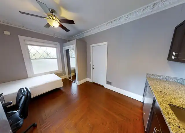 Property at 113 Comstock Ave Unit 1, Syracuse, NY, 13210, 0 beds, 1 bath, [object Object]