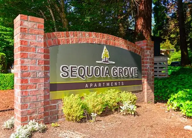 Photo of 13001 SE 28th Pl, Bellevue, WA 98005