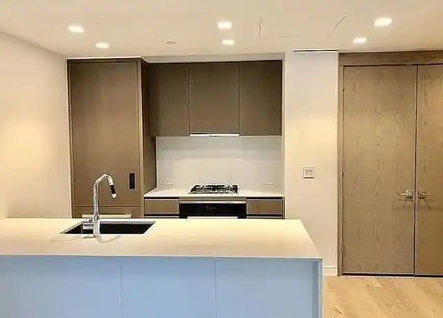 Property at 200 E 21st St Unit 6B, Brooklyn, NY, 11226, 1 bed, 1 bath, [object Object]