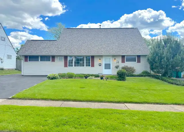 Property at 39 Mayflower Rd, Levittown, PA, 19056, 5 beds, 2 baths, [object Object]
