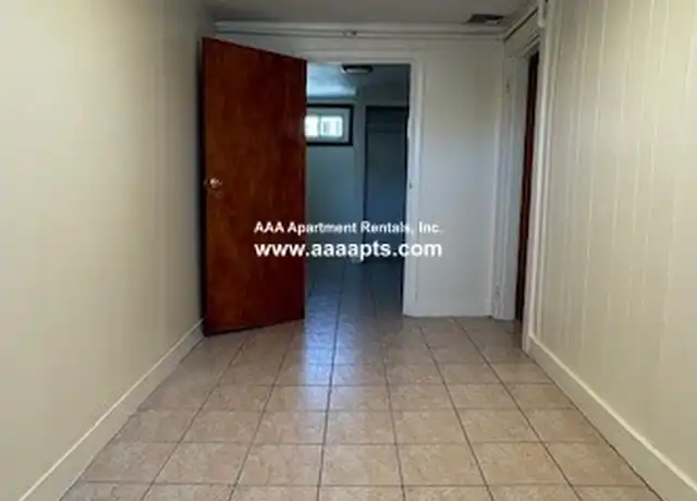 Property at 211 Chelsea St Unit 3, Everett, MA, 02149, 3 beds, 1 bath, [object Object]
