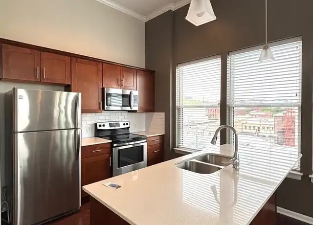 Property at 504 Grand Blvd Unit 500, Kansas City, MO, 64106, 1 bed, 1 bath, [object Object]