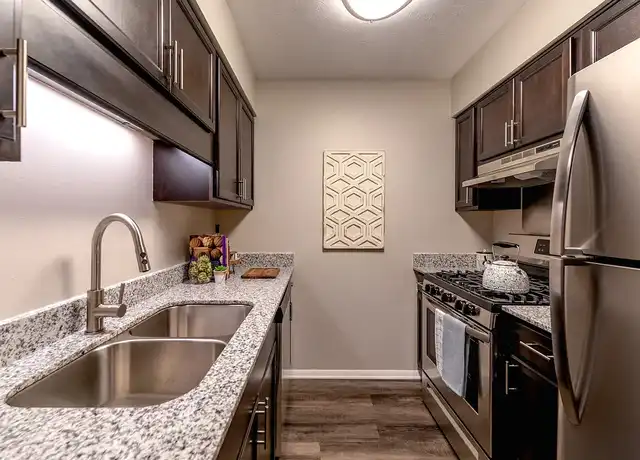 Property at Woodbridge of Bloomington - 3401 John Hinkle Pl, Bloomington, IN, 47408, 1 bed, 1 bath, [object Object]