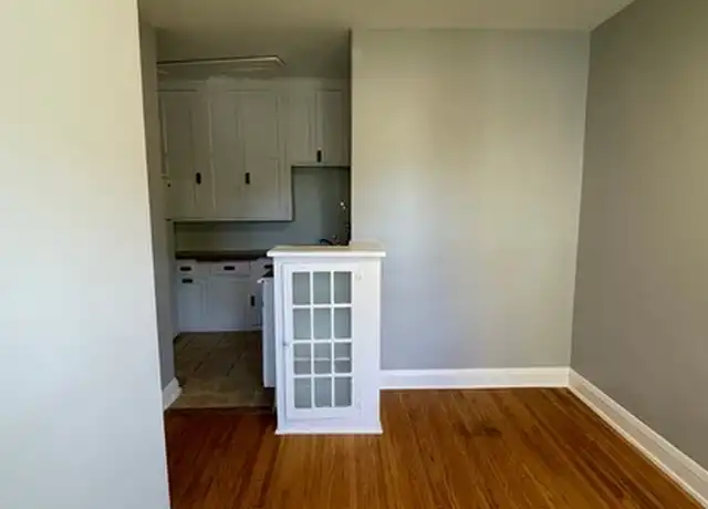 Property at 2733 Girard Ave S #101, Minneapolis, MN, 55408, 1 bed, 1 bath, [object Object]