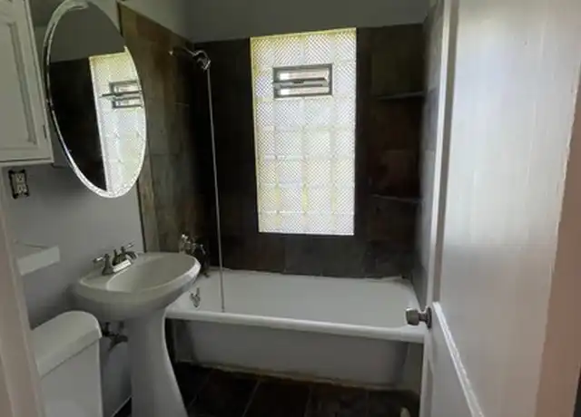Property at 2733 Girard Ave S #101, Minneapolis, MN, 55408, 1 bed, 1 bath, [object Object]