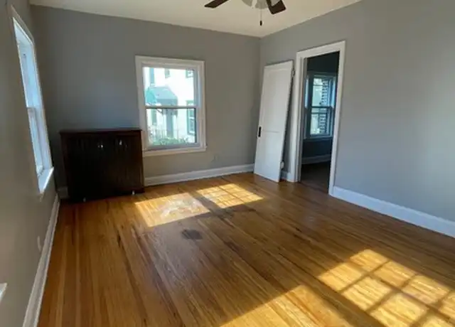 Property at 2733 Girard Ave S #101, Minneapolis, MN, 55408, 1 bed, 1 bath, [object Object]