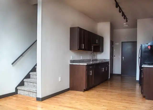 Property at Historic Walnut Square - 200 S 6th St, Terre Haute, IN, 47807, 1-3 bed, 1-1.5 bath, [object Object]