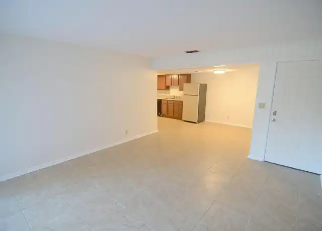 Property at Arboles Apartments - 220 Stowe Ave, Orange Park, FL, 32073, 2 beds, 1 bath, [object Object]
