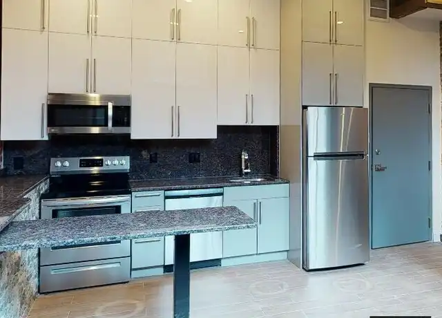 Property at 1028 Commonwealth Ave Unit 403, Boston, MA, 02215, 1 bed, 2 baths, [object Object]