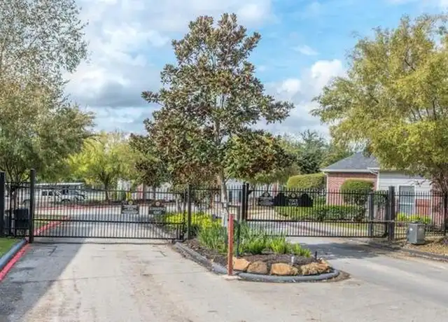 Property at 1840 Longmire Rd Unit d1, Conroe, TX, 77304, 3 beds, 2 baths, [object Object]