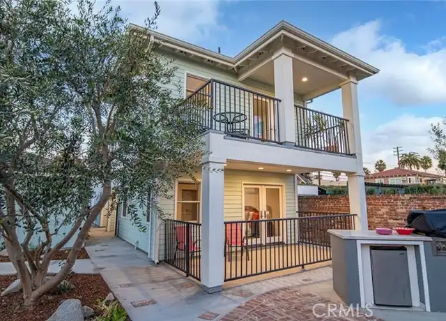 Property at 2723 E Ocean Blvd, Long Beach, CA, 90803, 2 beds, 2.5 baths, [object Object]