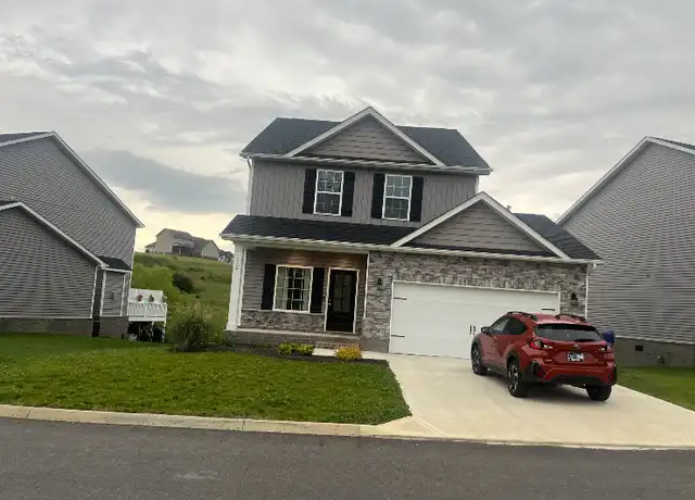 Property at 119 Fortenberry St, Oak Ridge, TN, 37830, 3 beds, 2.5 baths, [object Object]