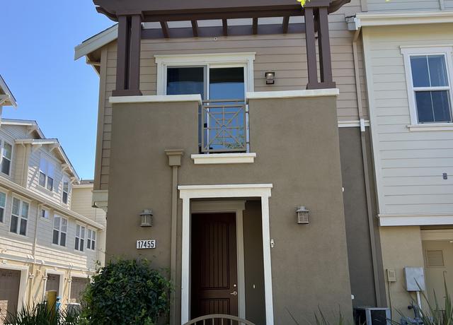 Photo of 17455 Butterfield Blvd Unit 17455, Morgan Hill, CA 95037