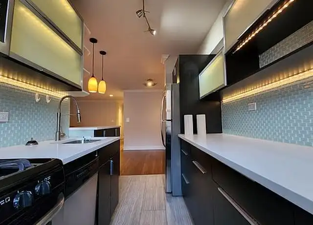Property at 530 W 236th St Unit 5M, Bronx, NY, 10463, 2 beds, 1.5 baths, [object Object]