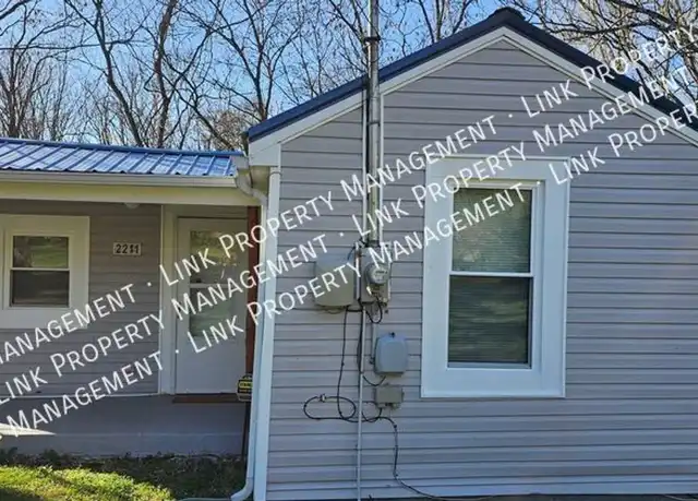 Property at 2211 W Shepherd Rd, Chattanooga, TN, 37421, 2 beds, 1 bath, [object Object]