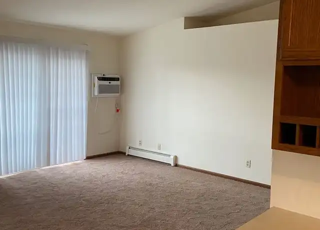 Property at 1520 W Portview Dr Unit 1520 202, Port Washington, WI, 53074, 2 beds, 1 bath, [object Object]