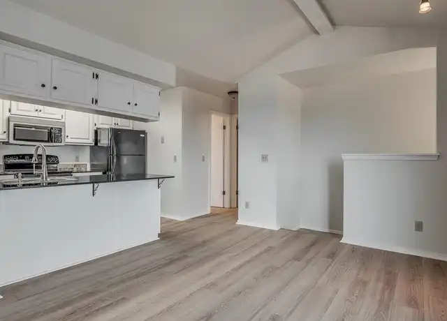 Property at 14441 N Pennsylvania Ave, Oklahoma City, OK, 73134, 1 bed, 1 bath, [object Object]