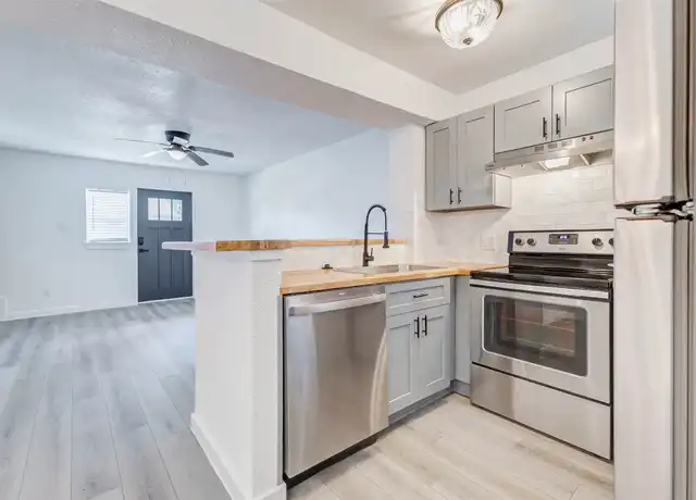 Property at 1701 Johanna Dr Unit C, Houston, TX, 77055, 2 beds, 1.5 baths, [object Object]
