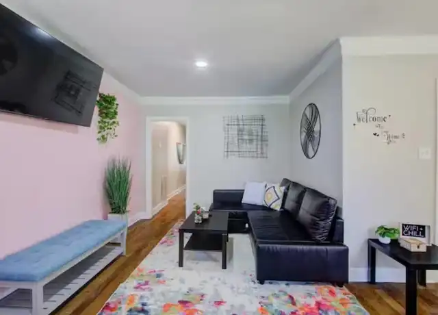 Property at 63 N Cox St, Memphis, TN, 38104, 2 beds, 2 baths, [object Object]